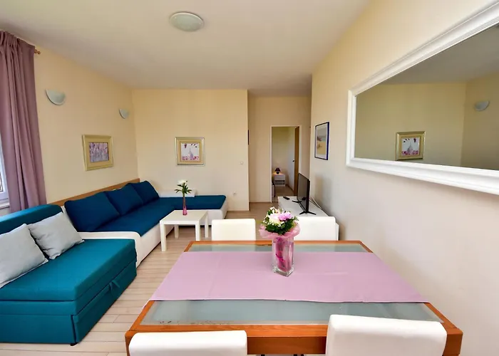 Melandura-8 By Interhome Apartment Dinjiška