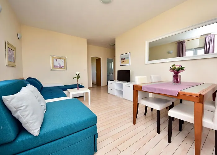 Apartment Melandura-8 By Interhome