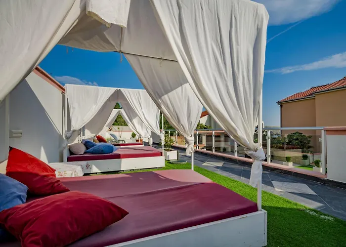 Apartment Melandura-8 By Interhome
