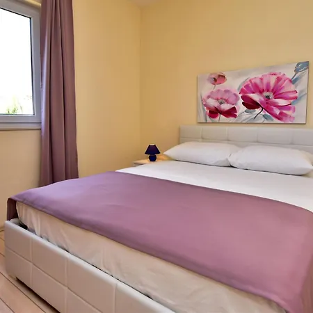 Apartamento Melandura-8 By Interhome Dinjiška