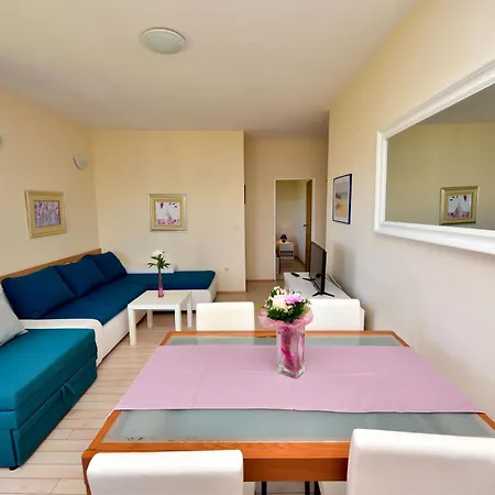 Melandura-8 By Interhome Appartement Dinjiška